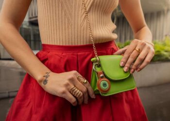 Motorola lanza en Colombia el moto tag, compatible con todos los teléfonos Android