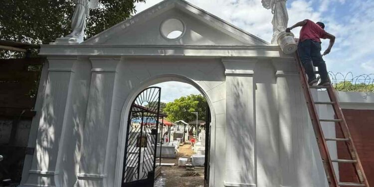 En Arauca se realizó jornada de embellecimiento del cementerio municipal