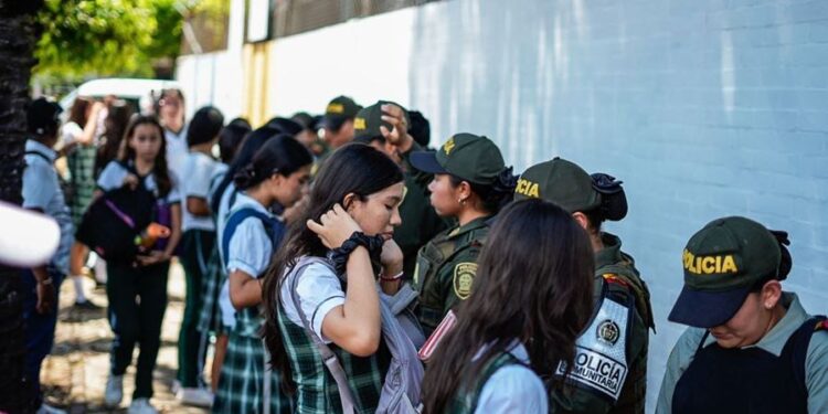 Con la estrategia entornos escolares más seguros, hemos llegado a cinco Instituciones Educativas