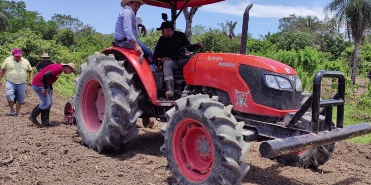 Banco de Maquinaria de Yopal Un motor para el desarrollo del campo