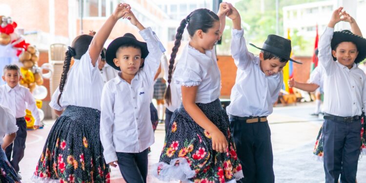 ¡Felices años a la Institución Educativa León de Greiff de Monterralo!