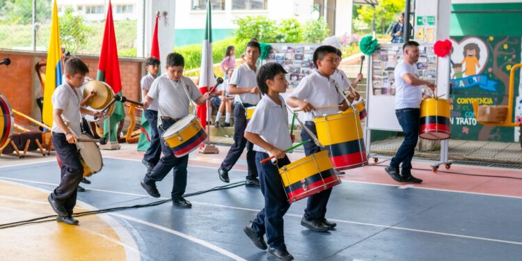 ¡Felices años a la Institución Educativa León de Greiff de Monterralo!