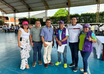 Estudiantes de la I.E. Carlos Lleras Restrepo de Yopal demuestran su creatividad en «Feria Educativa»