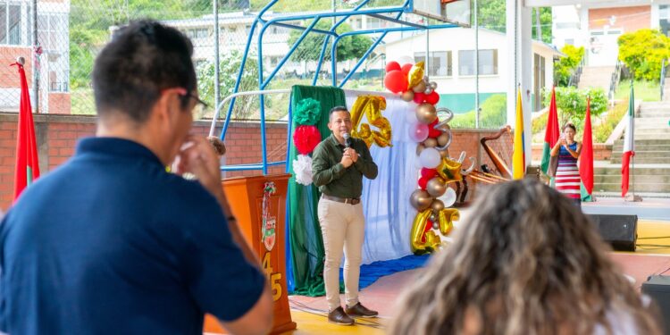 ¡Felices años a la Institución Educativa León de Greiff de Monterralo!