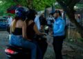 Promotores Viales de la Secretaría de Movilidad de Yopal realizan actividades de sensibilización en el uso de parqueaderos