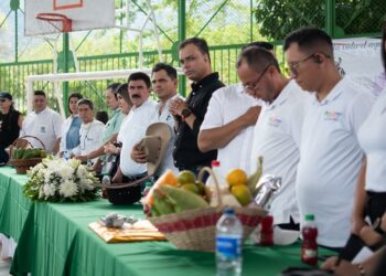 Gobernador Zorro dio inicio formal a las obras de construcción y optimización del sistema integrado del Morro