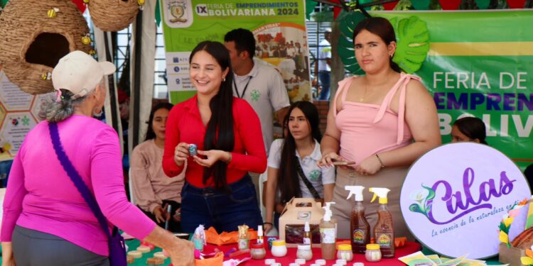 Inauguración del primer festival de ídolos emprendedores en Arauca