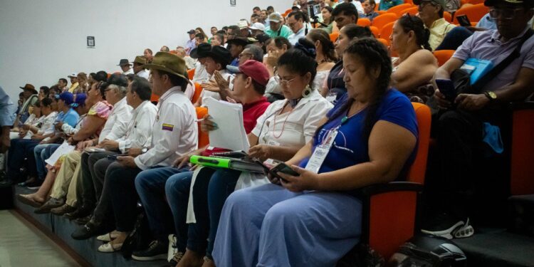 Alcalde de Yopal participa en Foro Regional de Vías para abordar necesidades de infraestructura