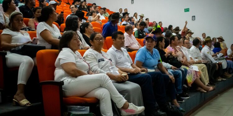 Alcalde de Yopal participa en Foro Regional de Vías para abordar necesidades de infraestructura
