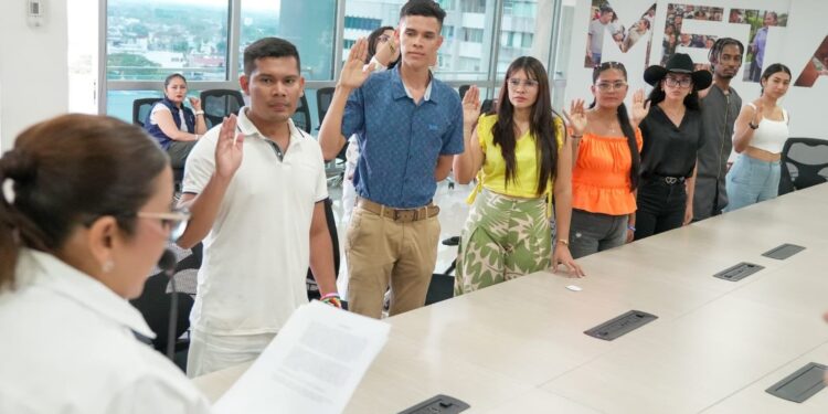 Gobernadora del Meta posesionó a nuevos consejeros de juventudes