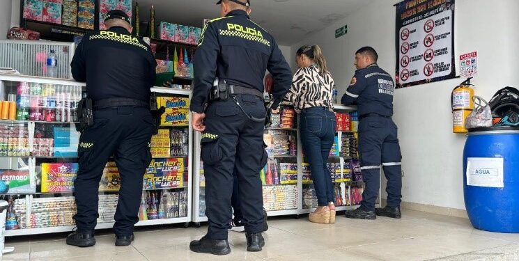 Negocios dedicados a otras actividades no pueden vender pólvora, advierte Gobierno Municipal