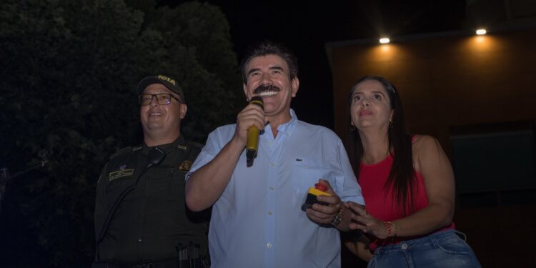 Yopal se ilumina con la magia de la Navidad