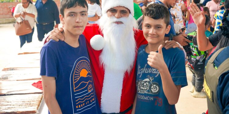 Navidad Pa’ Mi Gente llegó a Aguazul de la mano de Zorro y la Gestora Social