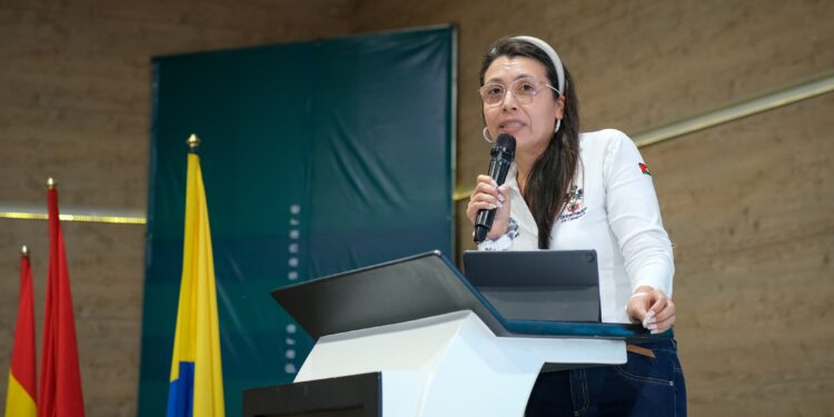 La salud, prioridad en la gestión del gobernador César Ortiz Zorro