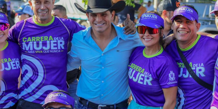 Yopal celebra la vida de la mujer con una multitudinaria carrera