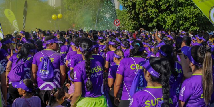 Yopal celebra la vida de la mujer con una multitudinaria carrera