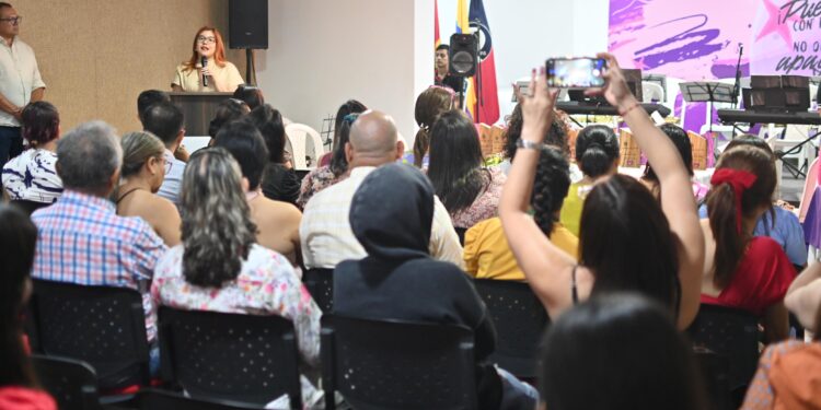 Se adelantó el curso en lengua de señas, en el cual participó el HORO