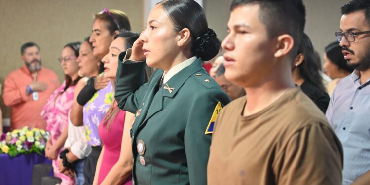 Se adelantó el curso en lengua de señas, en el cual participó el HORO