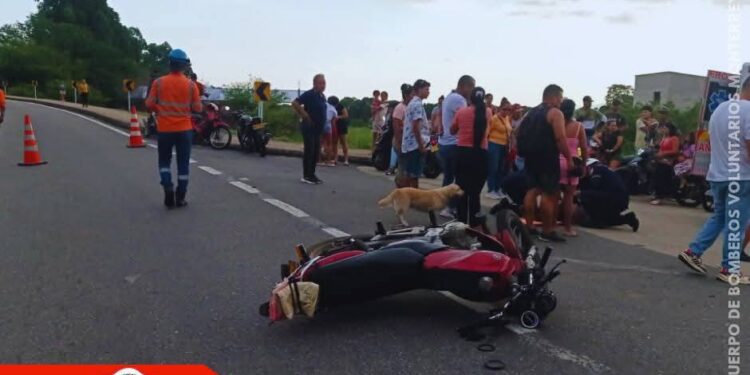 Accidente de tránsito en Monterrey deja una mujer herida