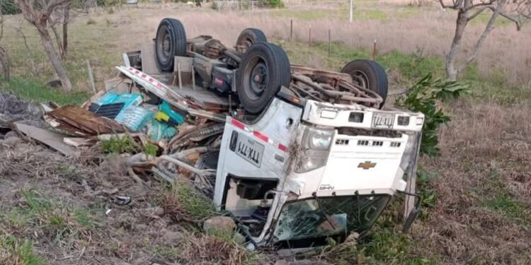 Accidente de vehículo de carga en Casanare