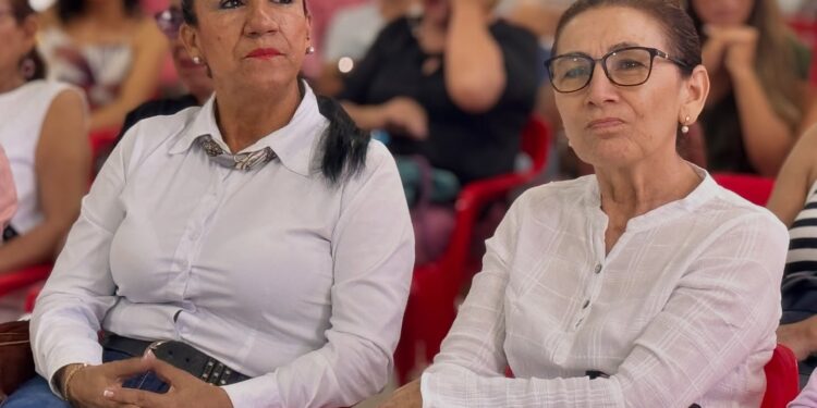 Secretario de educación impulsa proyectos de vida en la I.E. Lucila Piragauta