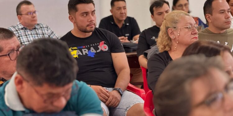 Secretario de educación impulsa proyectos de vida en la I.E. Lucila Piragauta