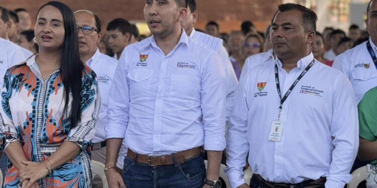 Yopal y Casanare se transforman en potencia tecnológica: Entrega de computadores y anuncio de nuevas inversiones