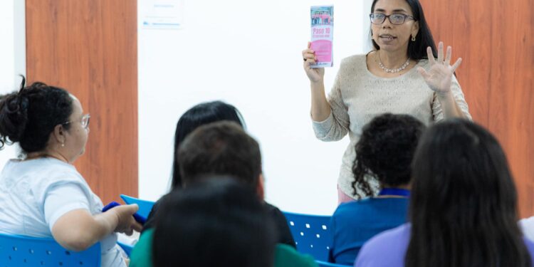 Fortalecimiento de la atención integral en salud y nutrición en el CAPS Juan Luis Londoño