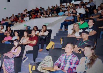 Unitrópico prepara a los educadores para el semestre 2025-A en la jornada de inducción y reinducción