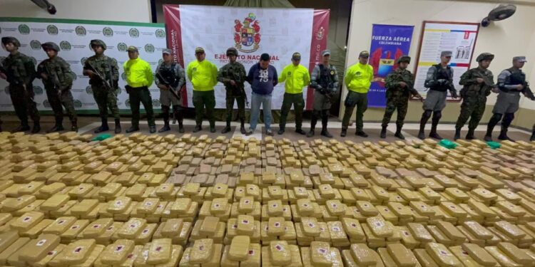 Golpe al narcotráfico: ejército incauta el cargamento de marihuana más grande de los últimos años en la Orinoquía