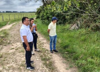 Secretaría de las tecnologías de la información y las comunicaciones visita vereda El Arenal para evaluar punto Vive Digital