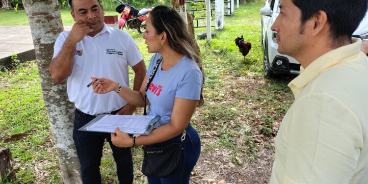 Secretaría de las tecnologías de la información y las comunicaciones visita vereda El Arenal para evaluar punto Vive Digital