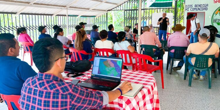 Gobierno local fortalece el desarrollo territorial en Brisas del Cravo