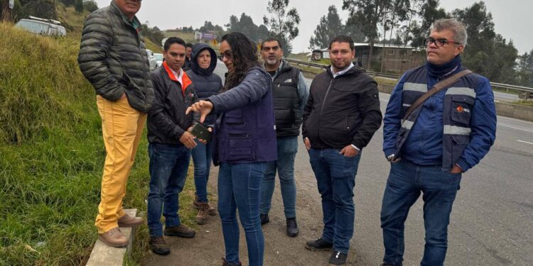Compromiso con el progreso y bienestar de los boyacenses: Visita a la intersección BTS – Puente de Boyacá