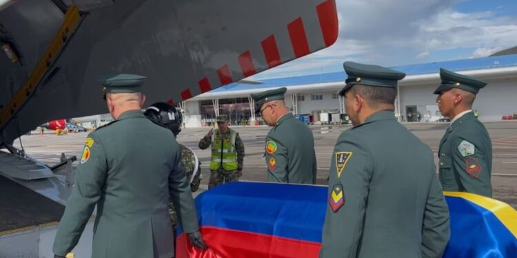 Ejército colombiano no volverá a publicar imágenes de militares fallecidos en combates: esta es la razón