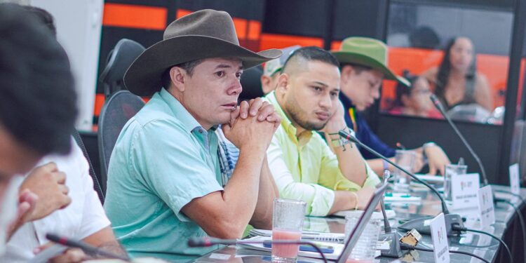 Alcalde de Yopal insta a concejales a trabajar en unidad por el progreso de la ciudad
