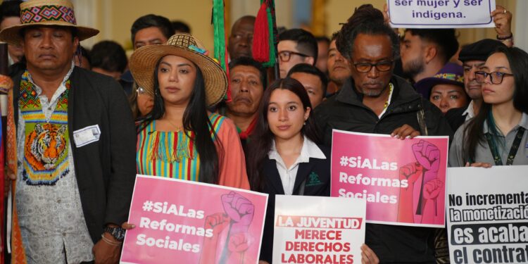 Gustavo Petro Anuncia Consulta Popular sobre Reformas Sociales en Colombia