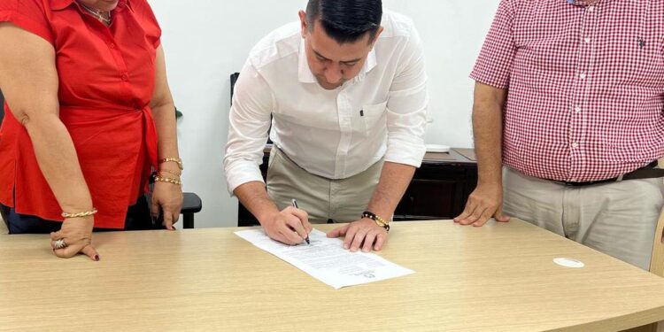 Juan Manuel Carrillo Moreno Regresa a la Registraduría Especial de Arauca