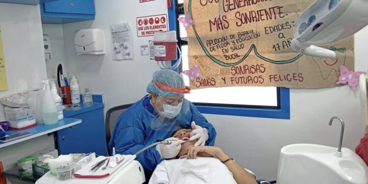 Éxito de la jornada «Soy generación más sonriente» en colegios y CAPS