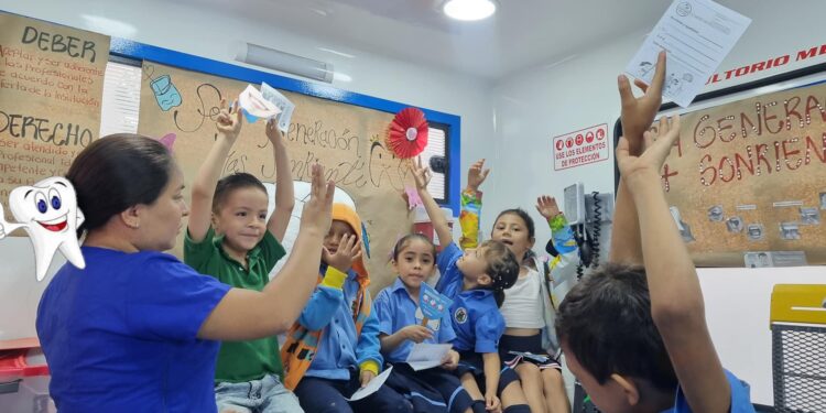 Éxito de la jornada «Soy generación más sonriente» en colegios y CAPS