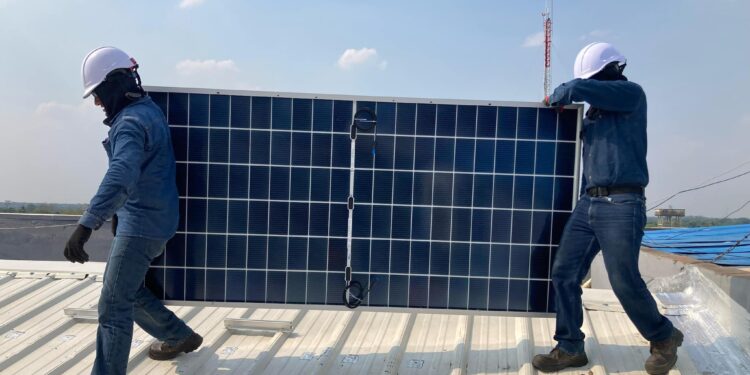 Alcaldía de Arauca inicia instalación de paneles solares