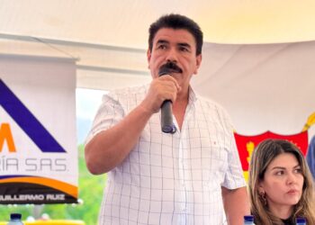 Alcalde Marco Tulio Ruiz lidera jornada de socialización del convenio interadministrativo 4052 de 2024 en Yopal