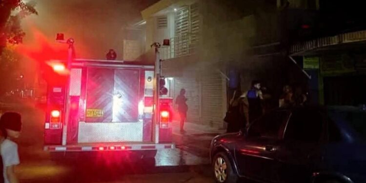 Incendio devasta establecimiento comercial en Arauca capital