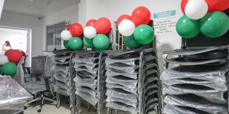 Dotación hospitalaria por $900 millones recibe la ESE Moreno y Clavijo en Tame