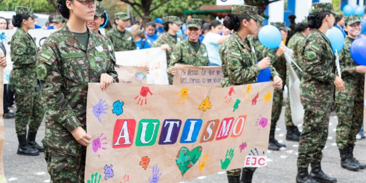 ESE Salud Yopal Conmemora el Día Mundial del Autismo con Caminata de Concienciación