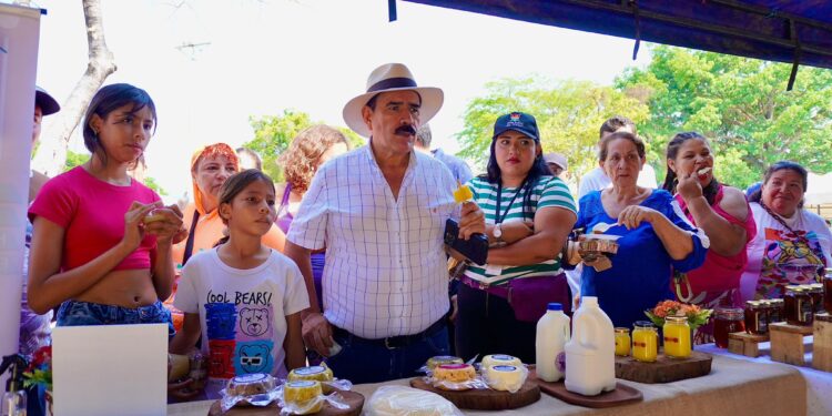 Apertura del encuentro productos y tradición Semana Santa en Yopal