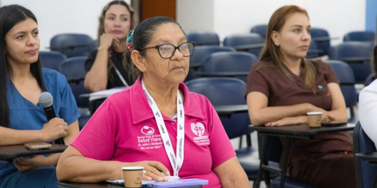 Fortaleciendo el cuidado integral para madres y bebés