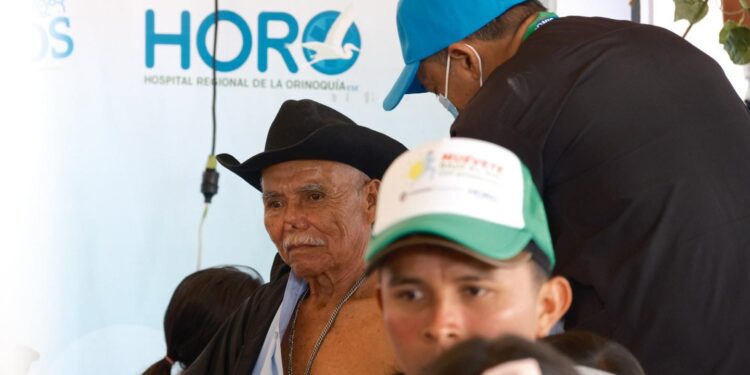 ¡Éxito total en la Jornada #15! Hospital itinerante lleva atención médica especializada al resguardo indígena Chaparral Barro Negro