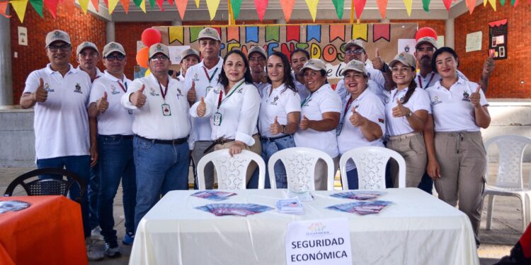 Gobernación y estudiantes de Yopal construyen futuro con la 1ra Feria Escolar de la Alegría en Seguridad y Convivencia