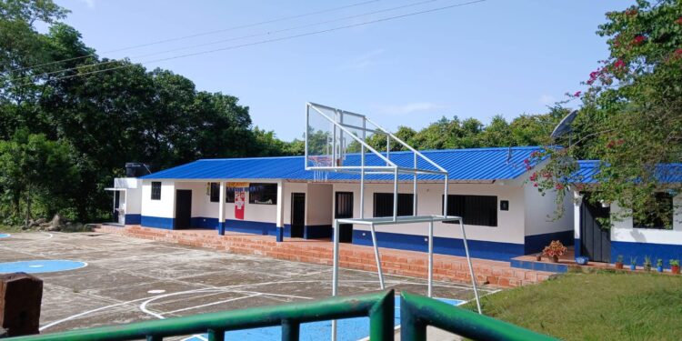 10 mil millones para escuelas y colegios de Támara